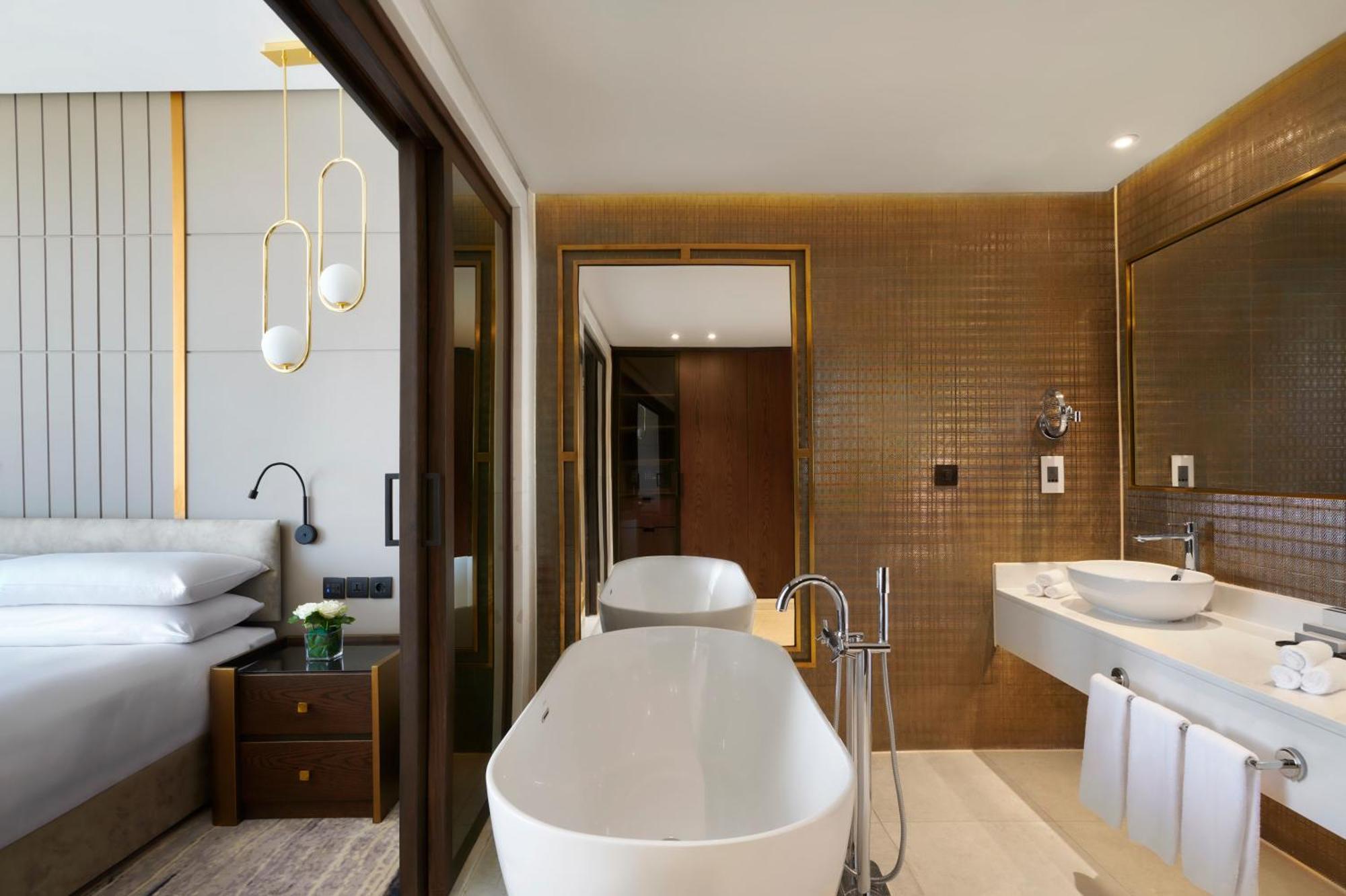 Crowne Plaza - West Cairo Arkan By Ihg 6th of October City Exterior photo Bathroom of a suite